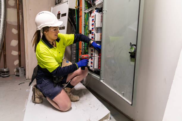 Best Commercial Electrician Services  in Belle Isle, FL